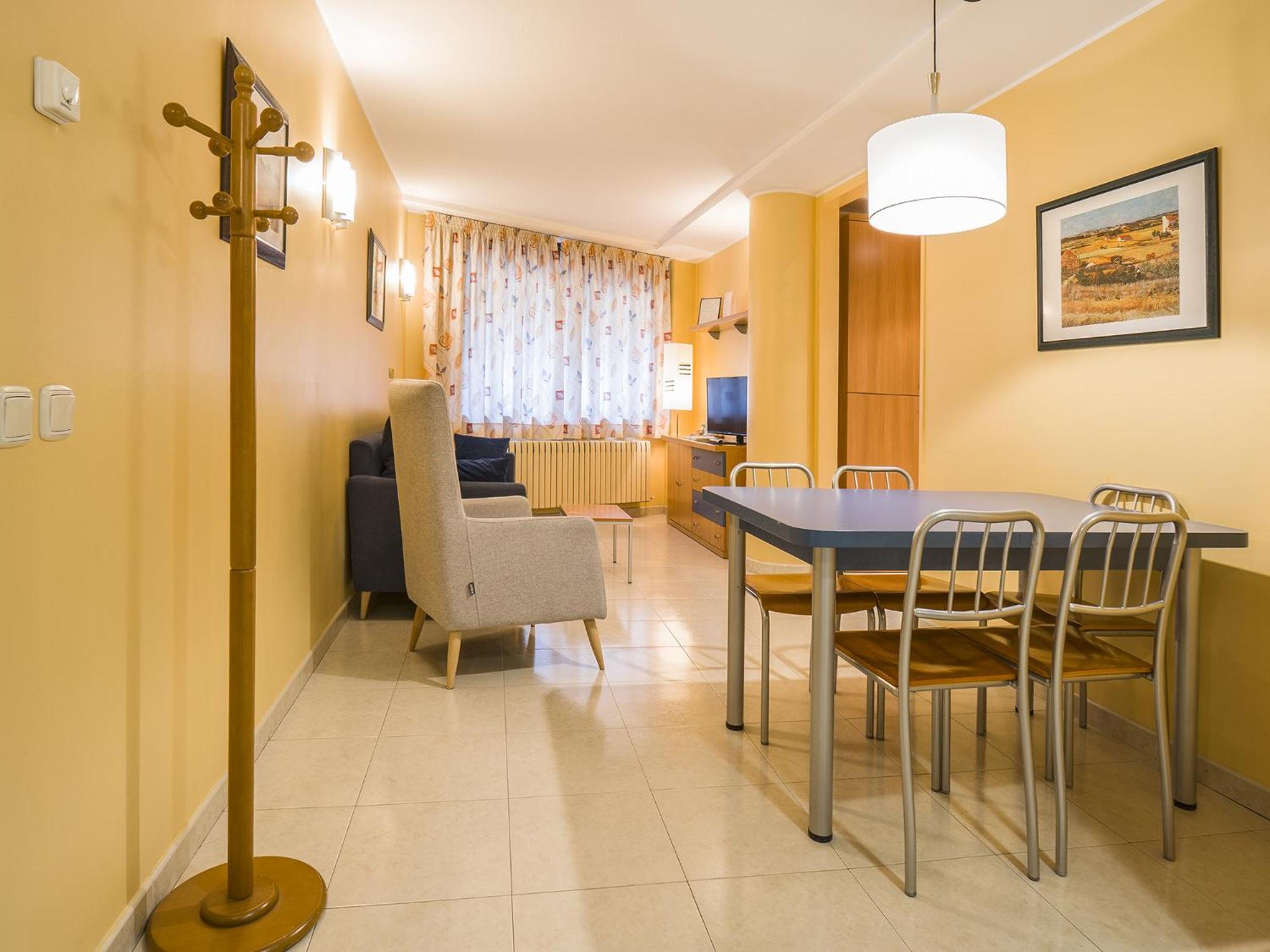 Apartaments Del Meligar Енкамп Номер фото